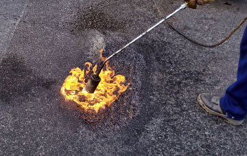 Wiltshire flat roofing repairs